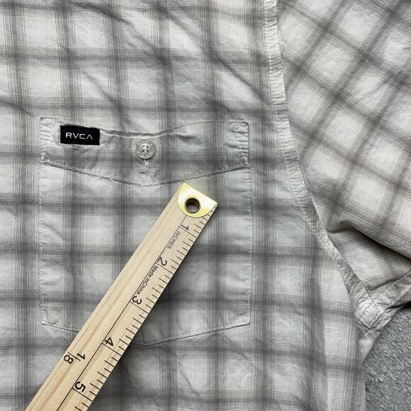 RVCA Men's Short Sleeve Polo Shirt Plaid Button Down Regular Fit XL - Picture 3 of 10